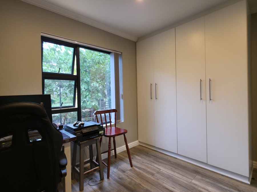 2 Bedroom Property for Sale in Noorsekloof Eastern Cape